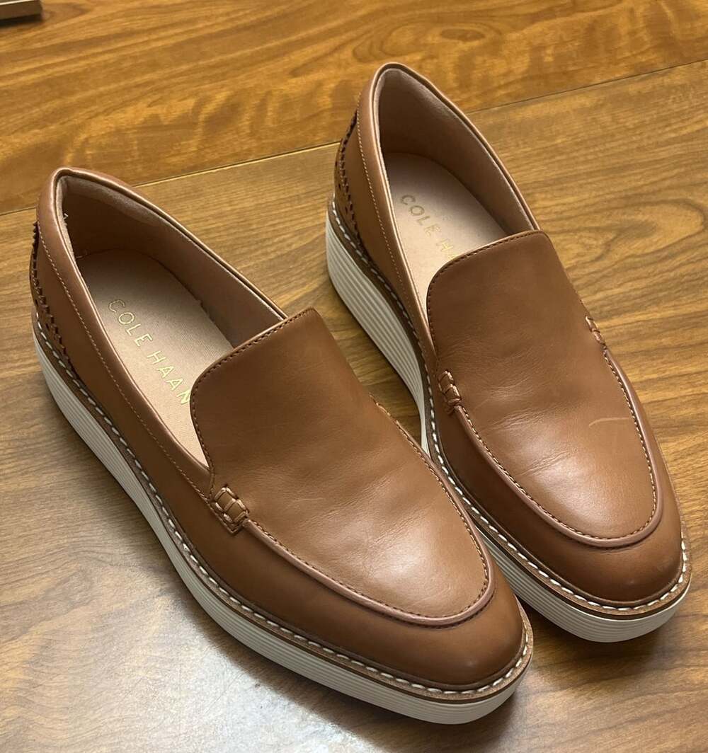 Cole Haan Women's OriginalGrand Platform Venetian Loafer in Pecan Leather
